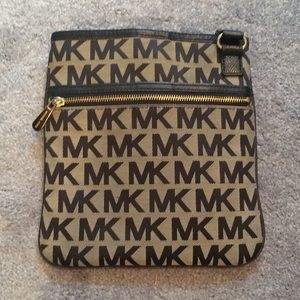Michael Kors Crossbody Bag